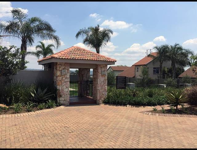 2 BEDROOM PROPERTY TO RENT IN BARBEQUE DOWNS